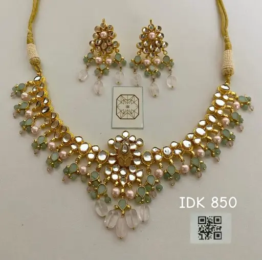 Pearl choker with earring Necklace